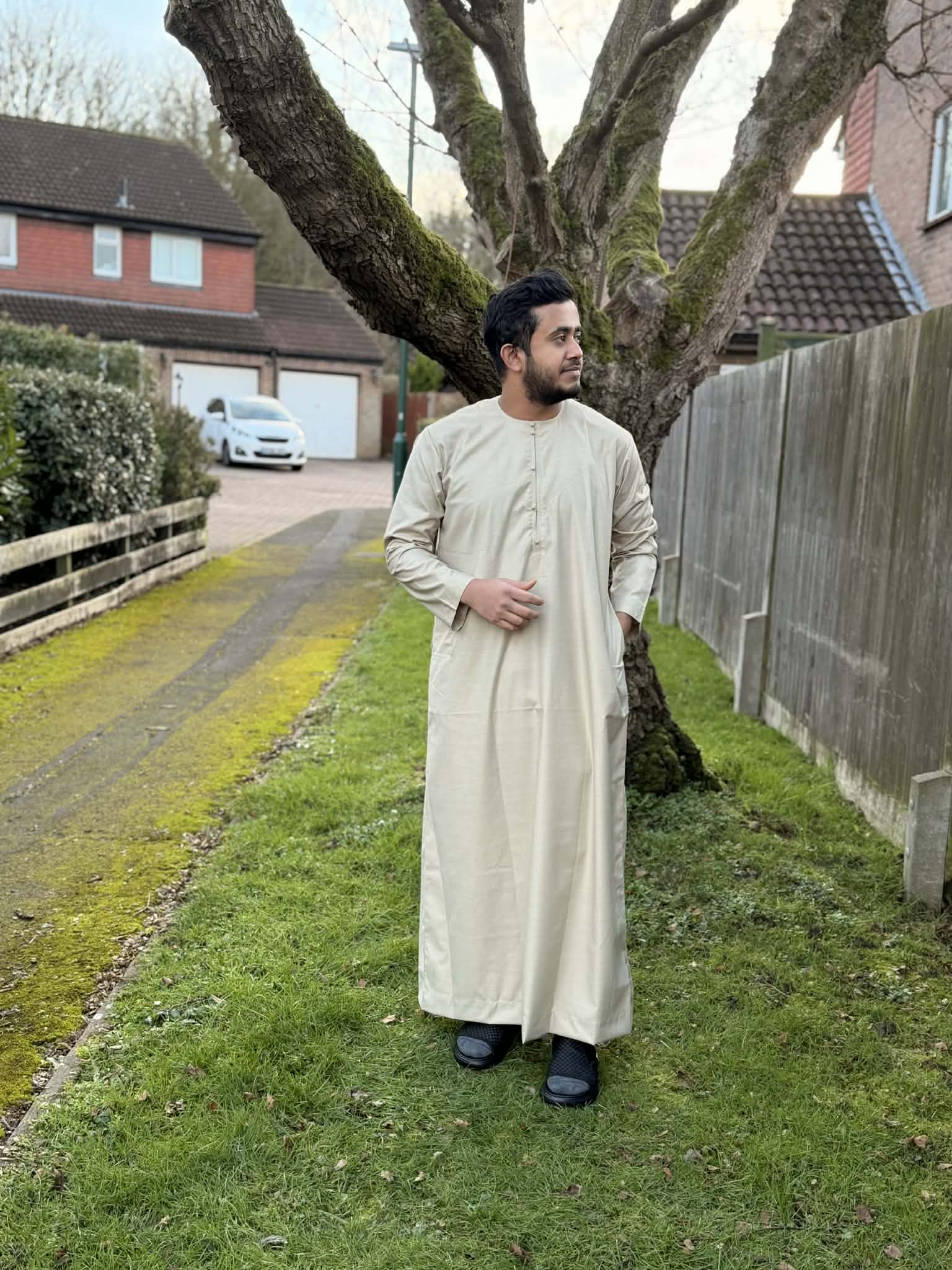 Kaif - Beige